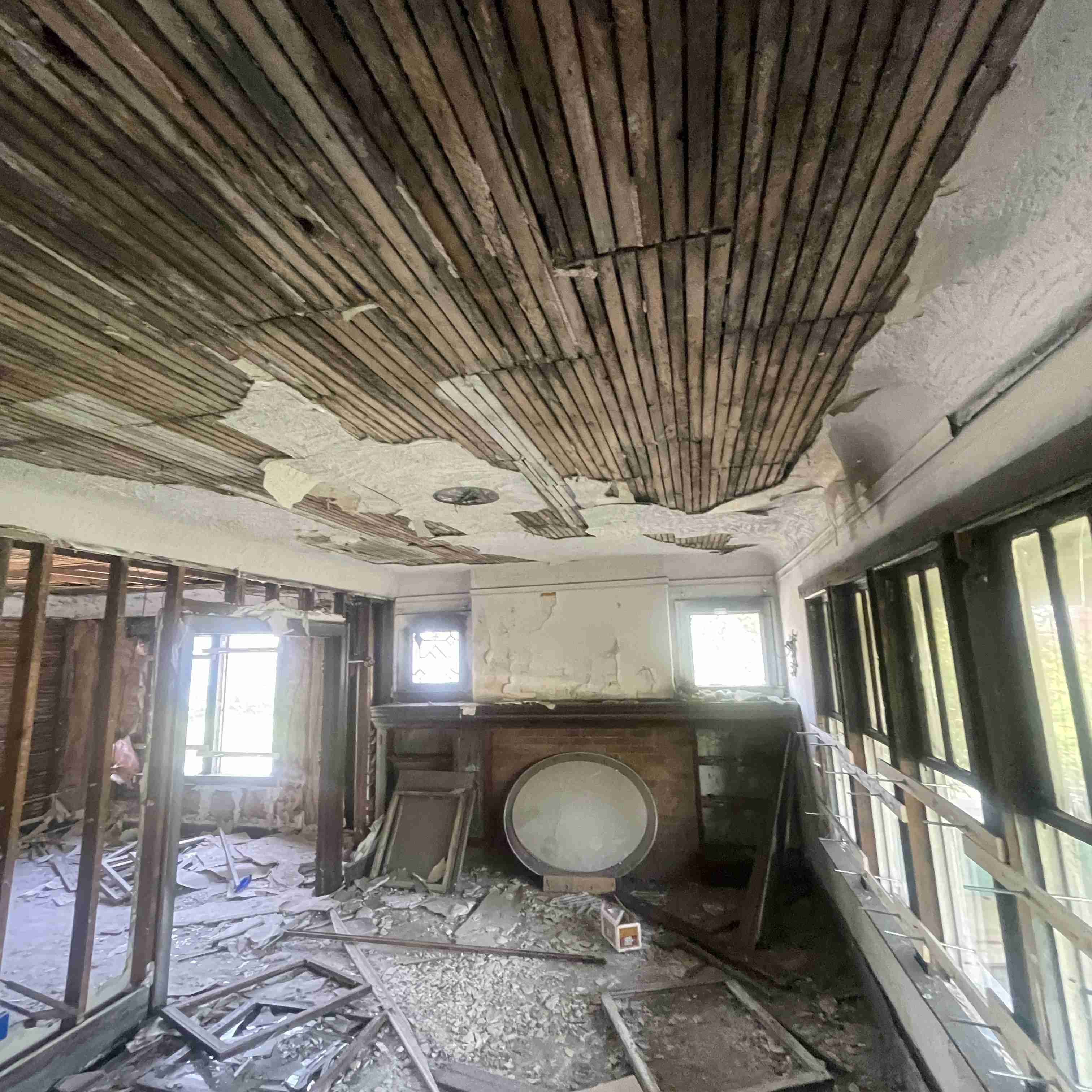 5605 S Martindale (21).jpg